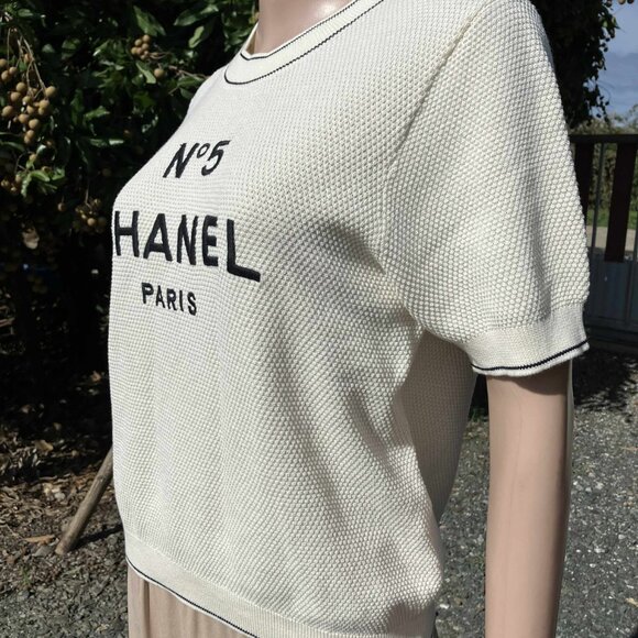 CHANEL Uniform Short Sleeve Creamy Beige Cotton Shirt Embroidered Logo No. 5 - Picture 3 of 10